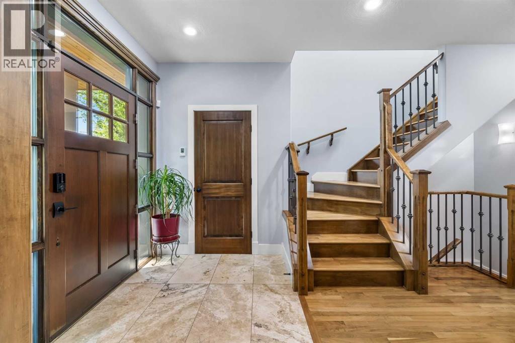 Single Family House for Sale in   Avenue NE Crescent Heights Calgary 