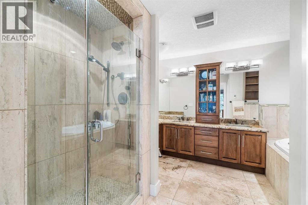 Single Family House for Sale in   Avenue NE Crescent Heights Calgary 