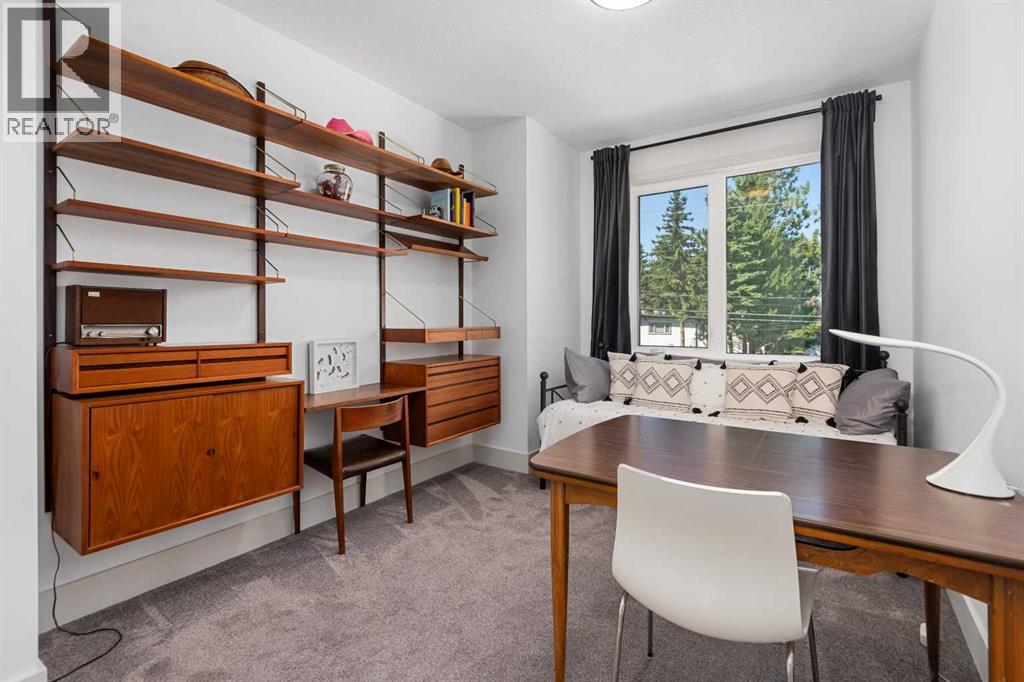 Single Family House for Sale in B  Avenue SW North Glenmore Park Calgary 