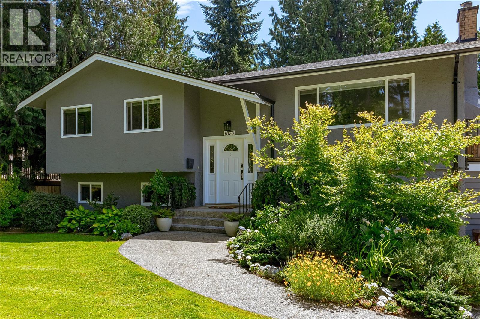 1879 Jeffree Rd, Central Saanich