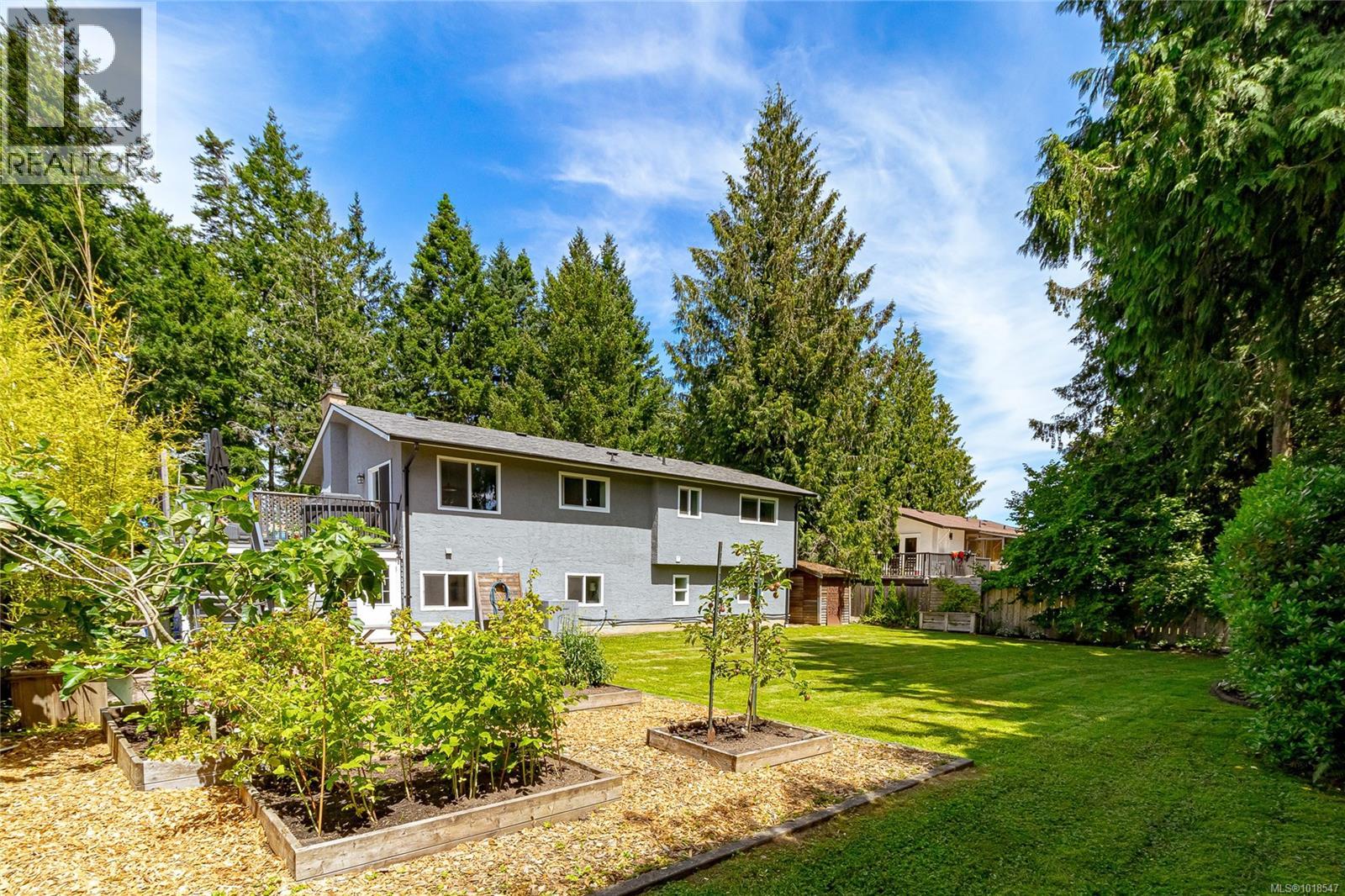 1879 Jeffree Rd, Central Saanich