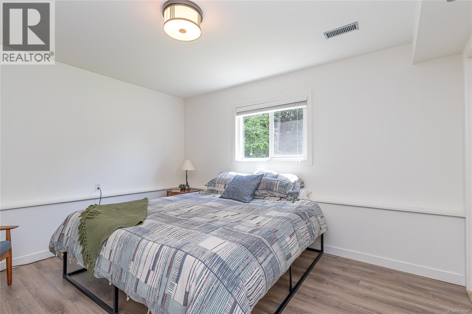 1879 Jeffree Rd, Central Saanich