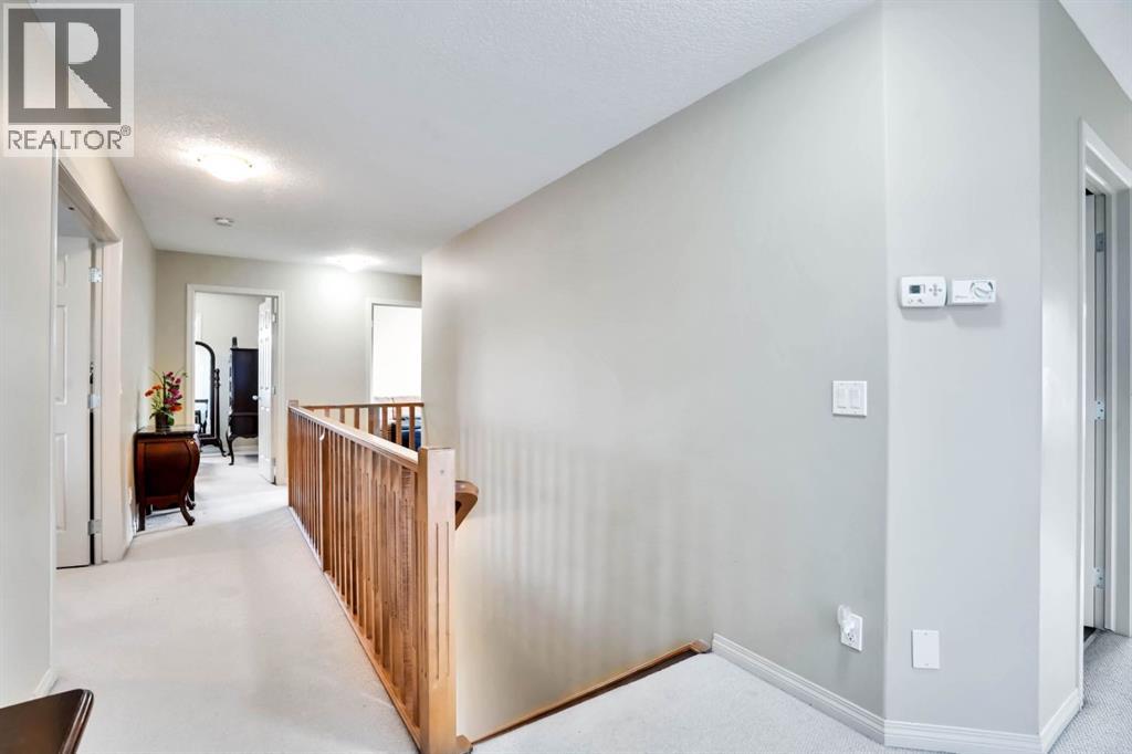 Single Family House for Sale in  Elmont Mews SW Springbank Hill Calgary 