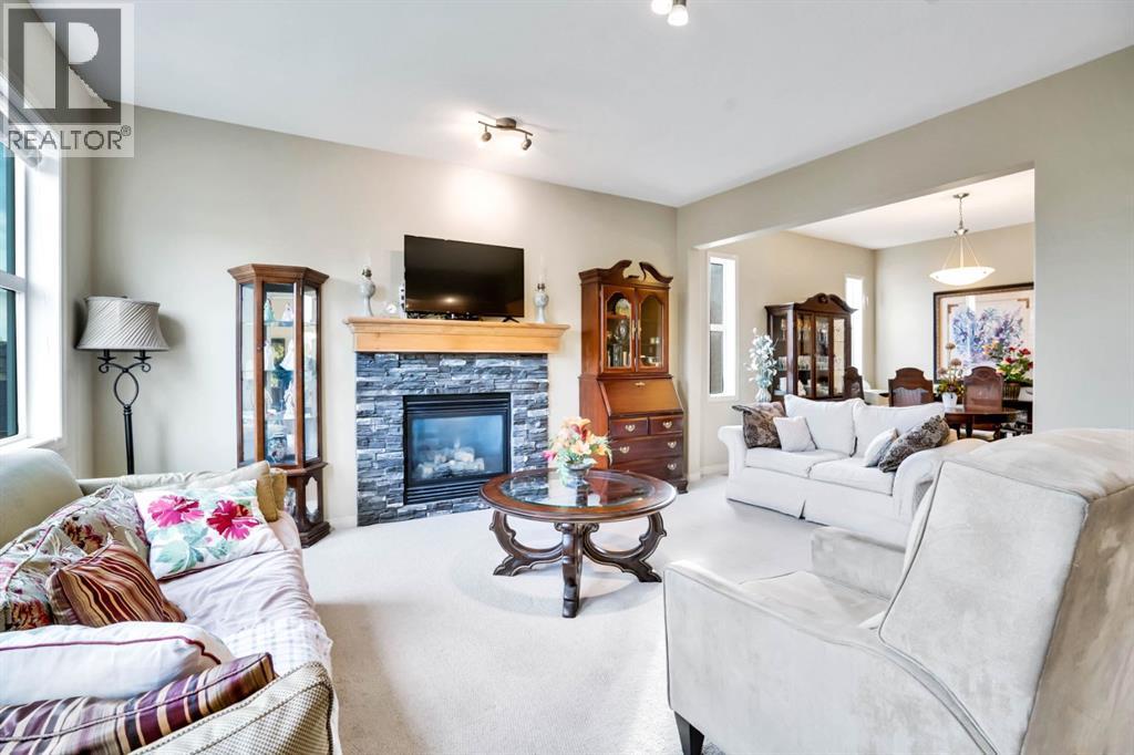 Single Family House for Sale in  Elmont Mews SW Springbank Hill Calgary 