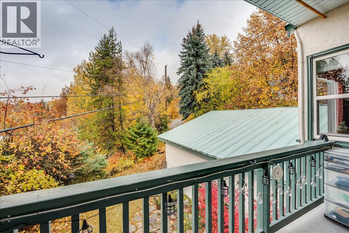 1486 Esling Drive, Rossland