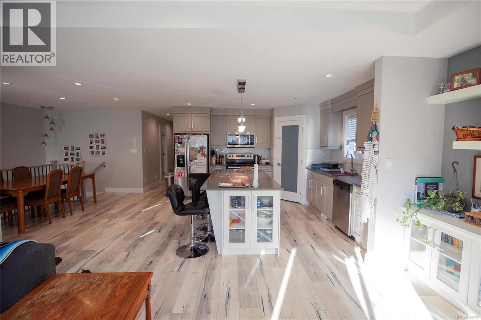 443 Silver Mountain Dr, Nanaimo