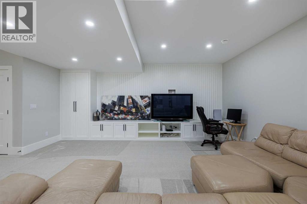 Single Family House for Sale in   Street SW Wildwood Calgary 