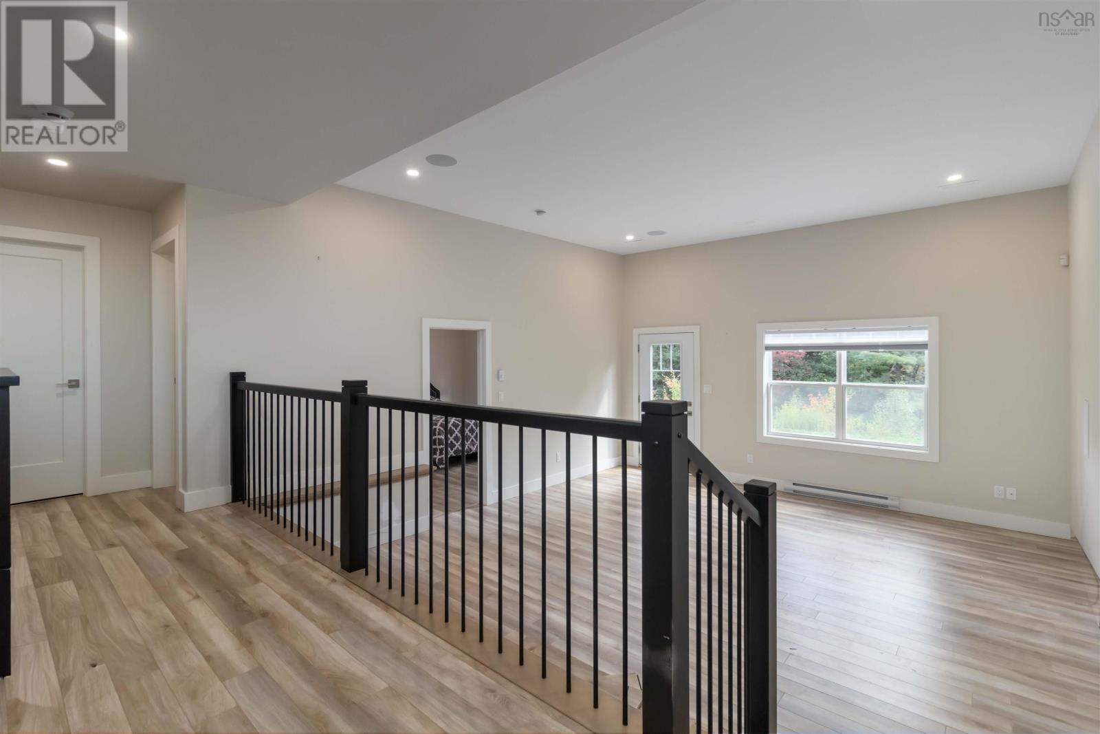 Property 40 of 49 of 128 Innsbrook Way