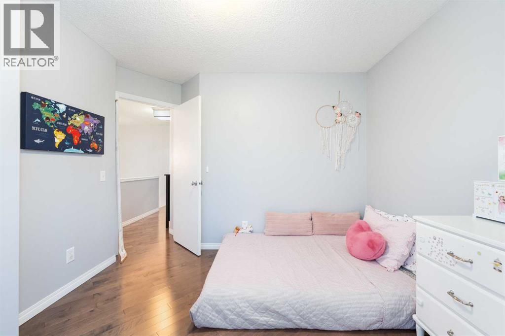 Single Family House for Sale in  Tuscany Valley Rise NW Tuscany Calgary 