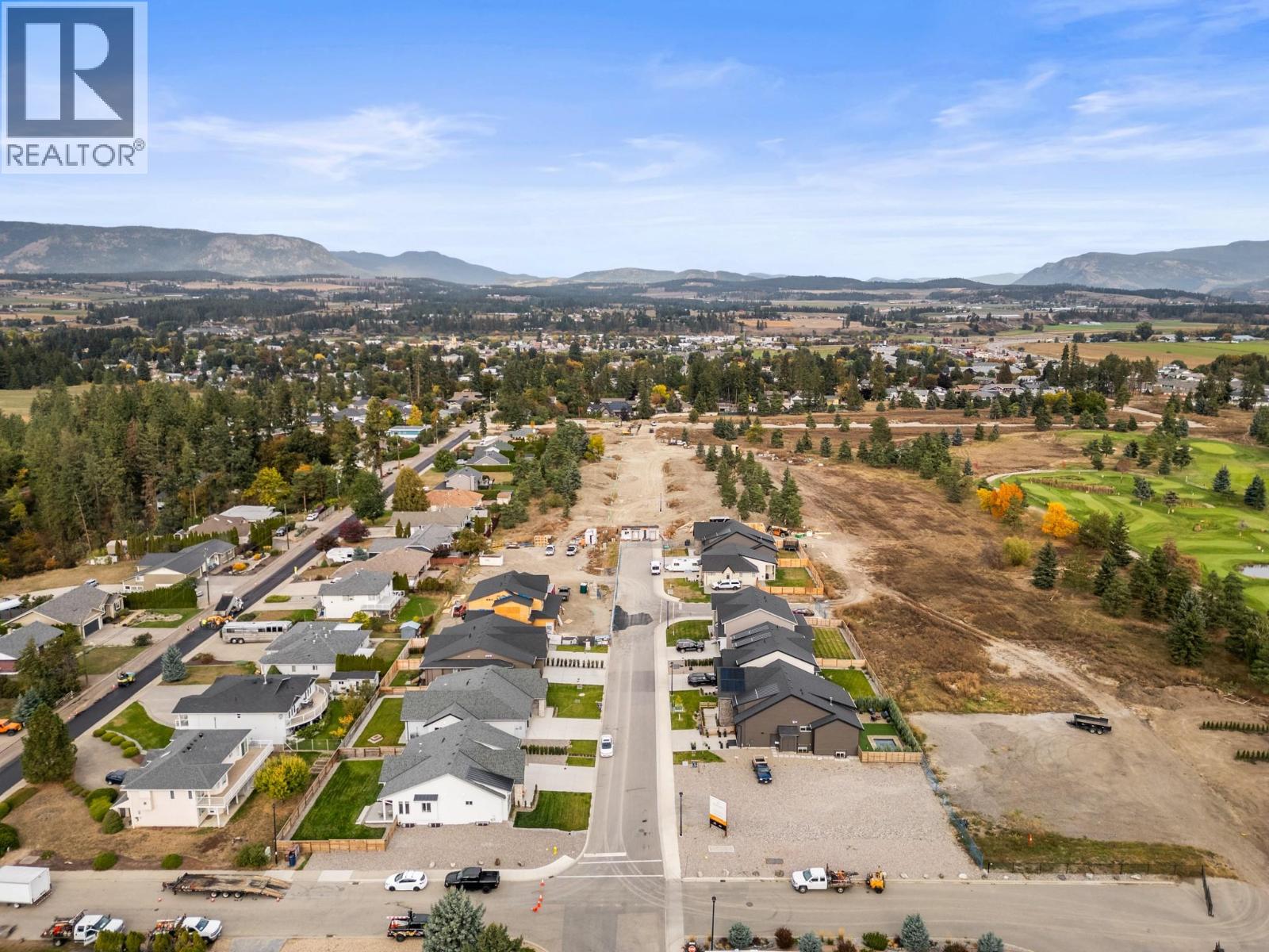 2444 Bradley Drive, Armstrong