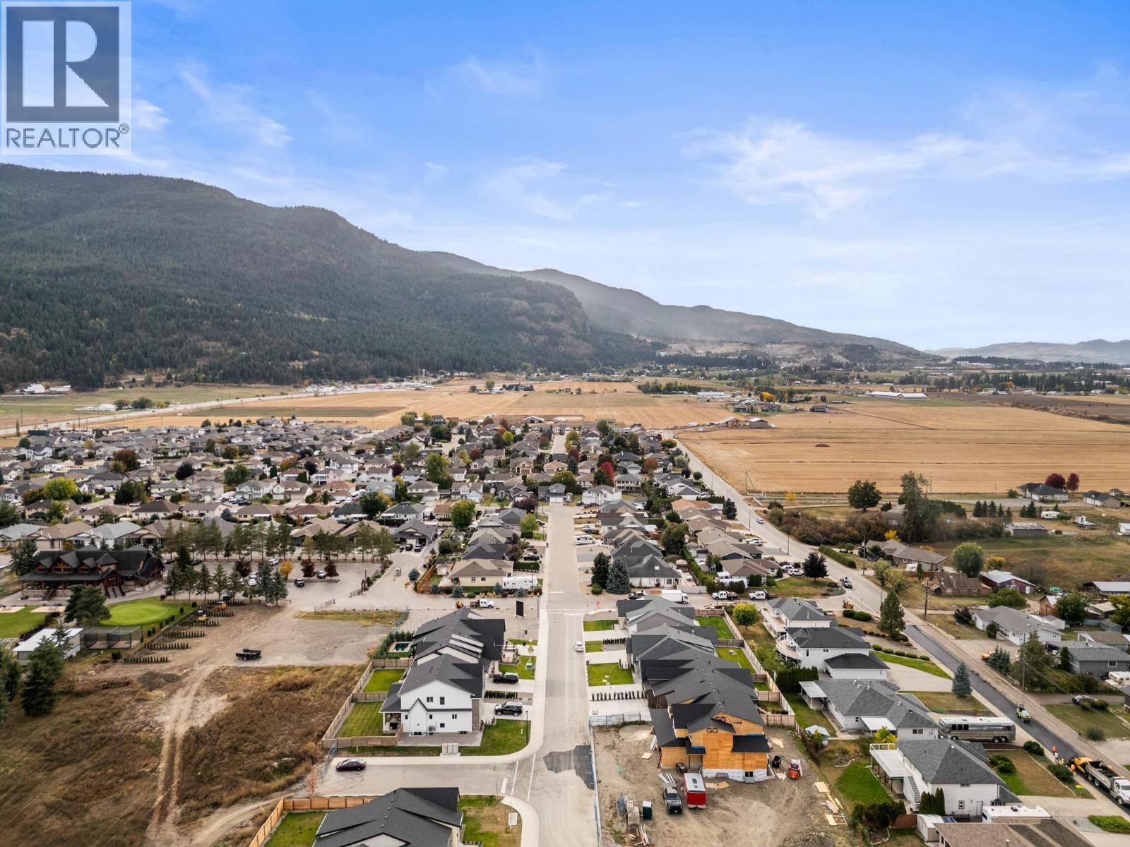 2444 Bradley Drive, Armstrong