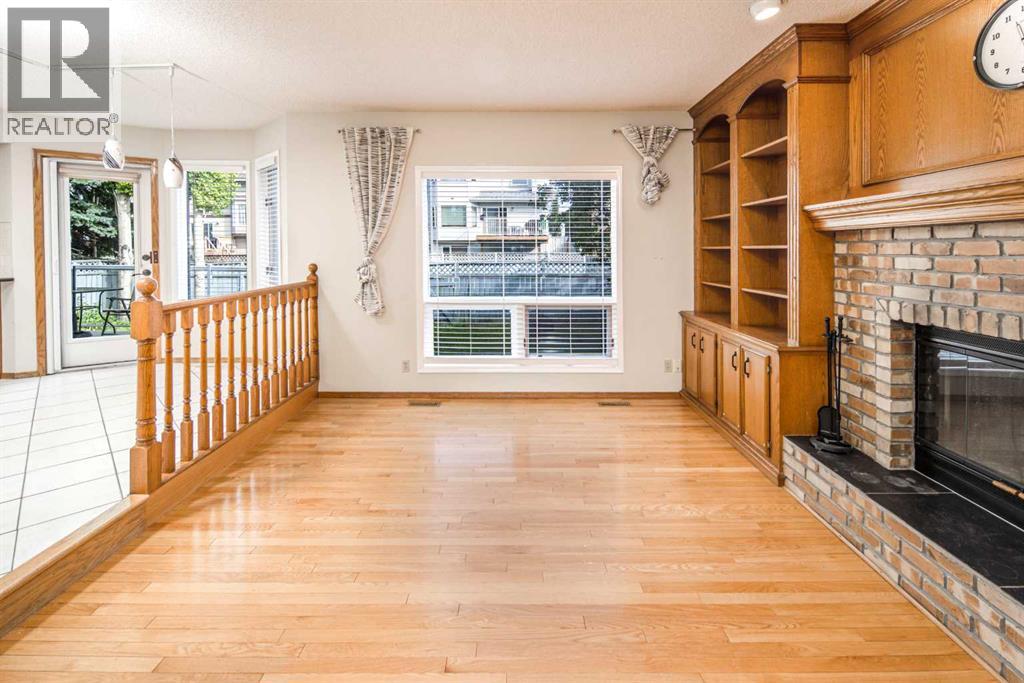 Single Family House for Sale in  Edgebrook Way NW Edgemont Calgary 