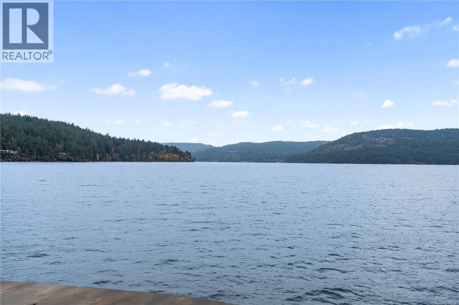 338 Walkers Hook Rd, Salt Spring