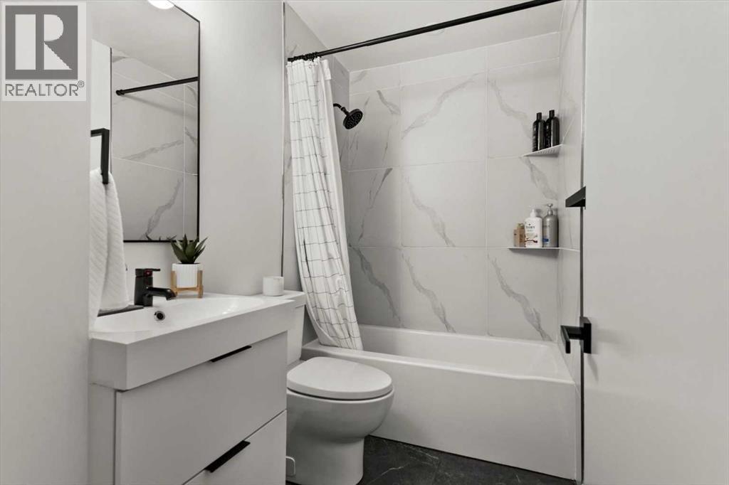 Single Family House Bungalow for Sale in  Sheldon Place NW Montgomery Calgary 