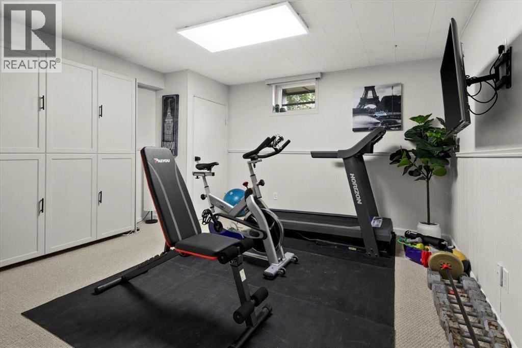 Single Family House Bungalow for Sale in  Sheldon Place NW Montgomery Calgary 