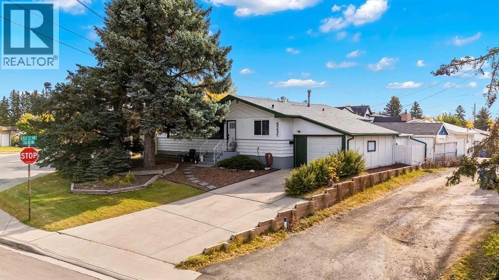 Single Family House Bungalow for Sale in  Sheldon Place NW Montgomery Calgary 