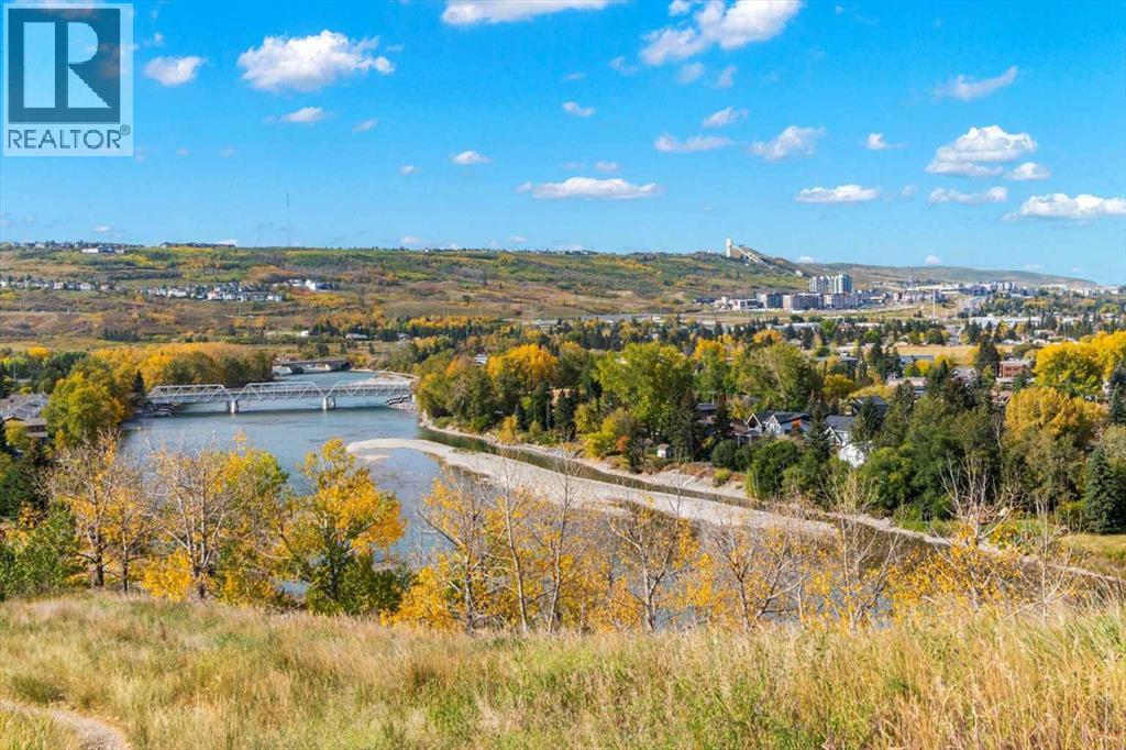 Single Family House Bungalow for Sale in  Sheldon Place NW Montgomery Calgary 