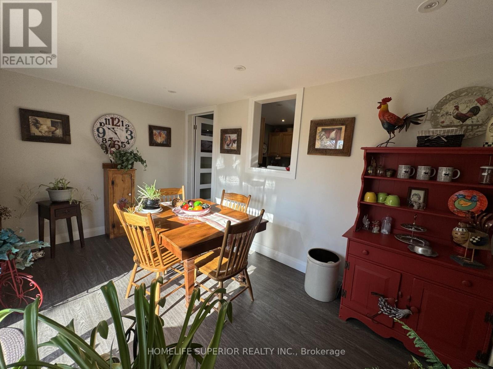 36 MADOC STREET - 16