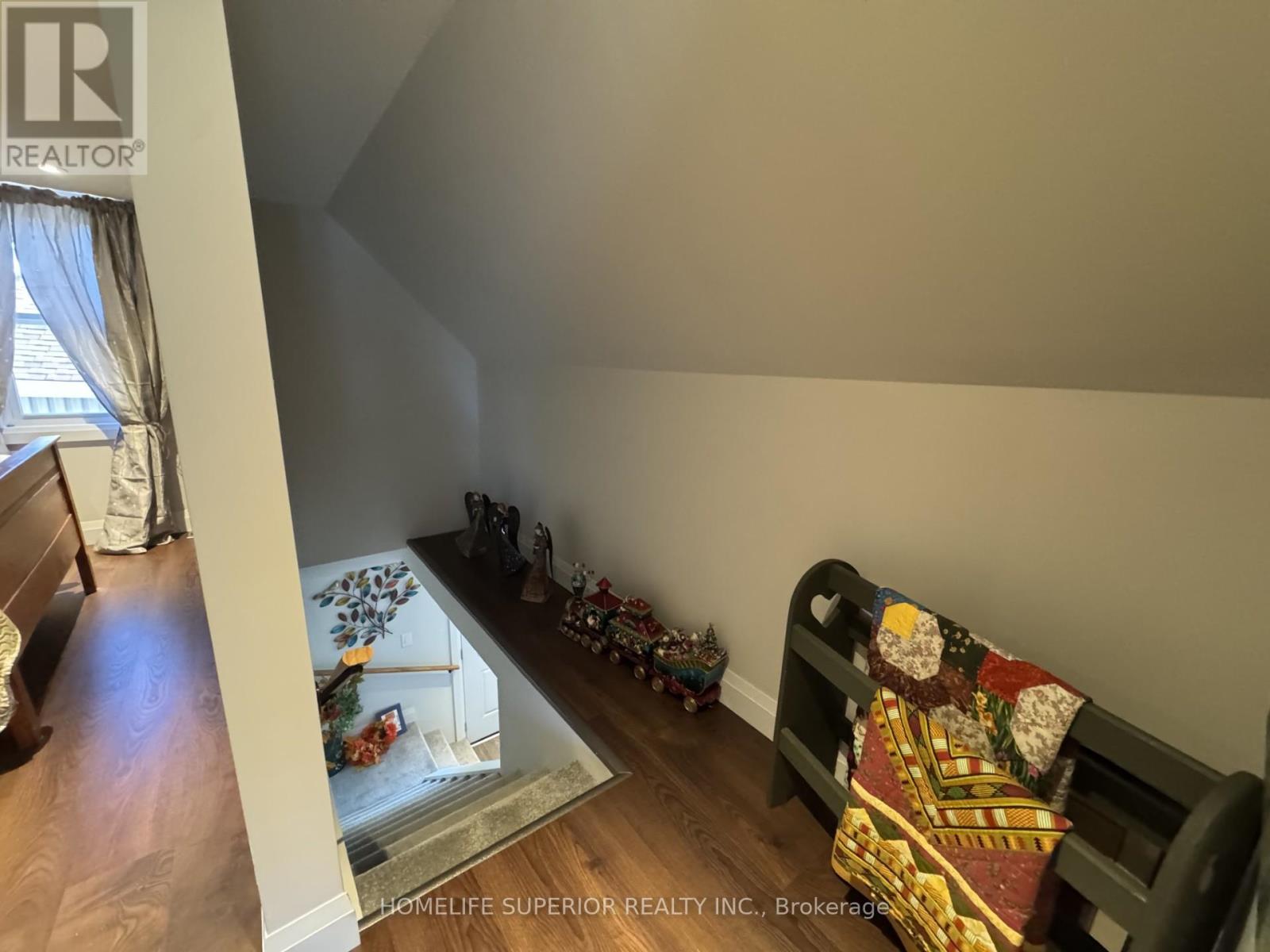 36 MADOC STREET - 20