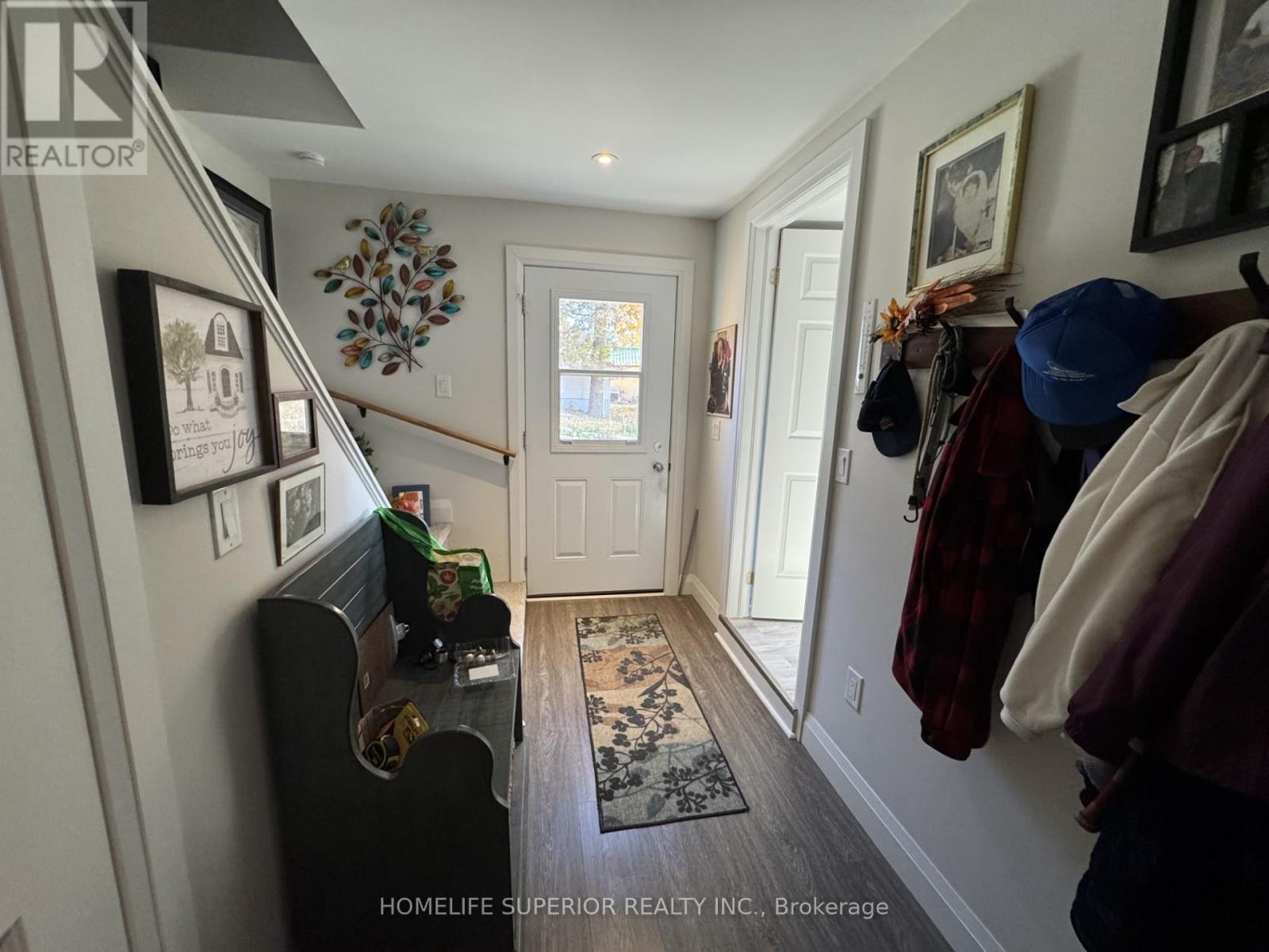 36 MADOC STREET - 4