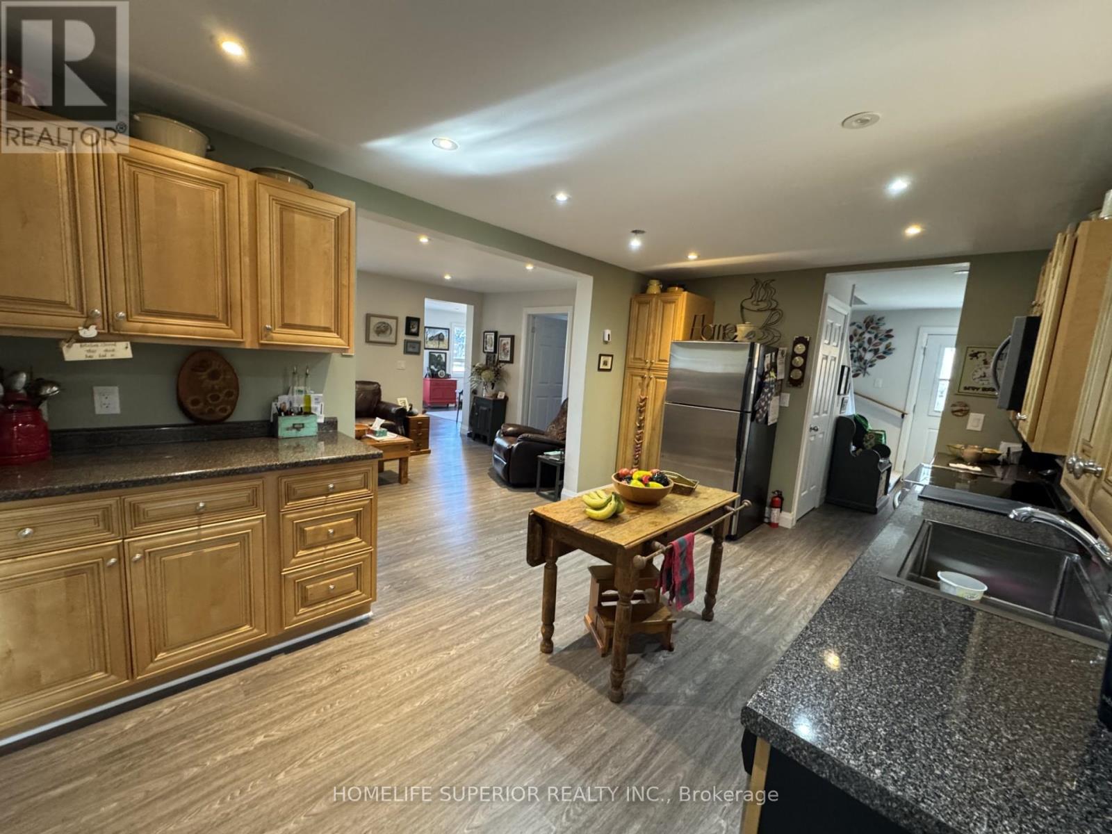 36 MADOC STREET - 5