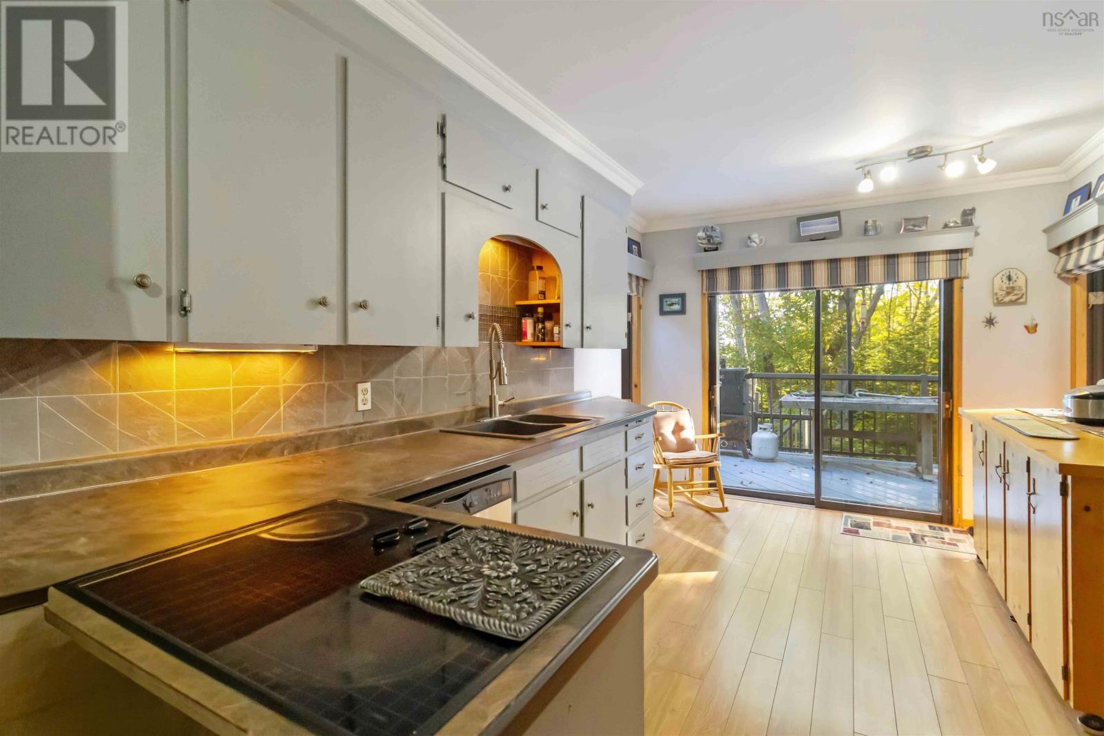 Single Family House Contemporary for Sale in  Shore Road Mount Pleasant 