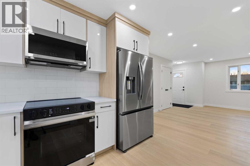 Single Family House Bungalow for Sale in  pensville Road SE Penbrooke Meadows Calgary 