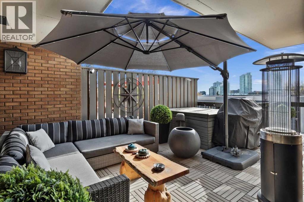 Single Family House High rise for Sale in   Meredith Road NE Crescent Heights Calgary 