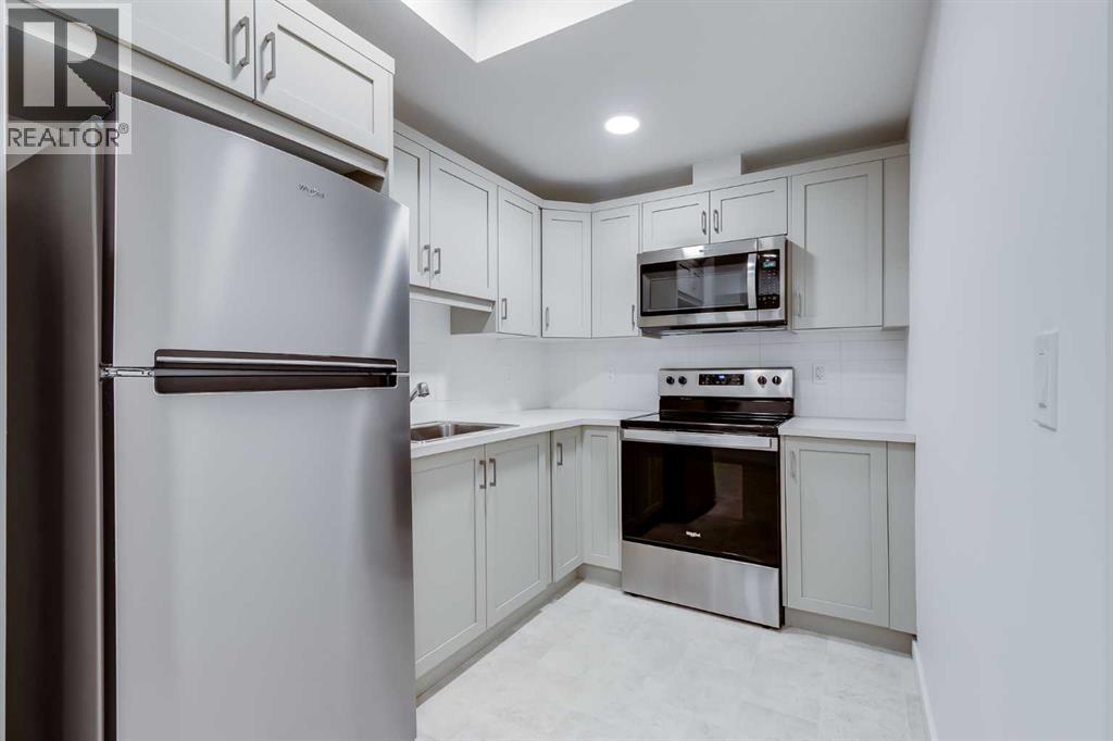 Single Family House for Sale in  Belmont Drive SW Belmont Calgary 