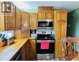 112 Fraser Avenue, Oxbow, SK S0C2B0 Photo 13