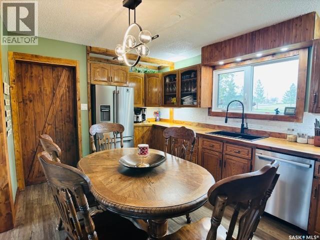 112 Fraser AVENUE — photo 10