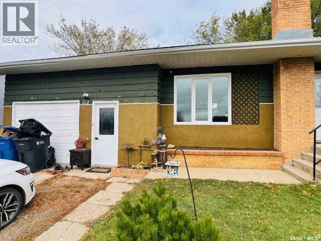112 Fraser AVENUE - 3