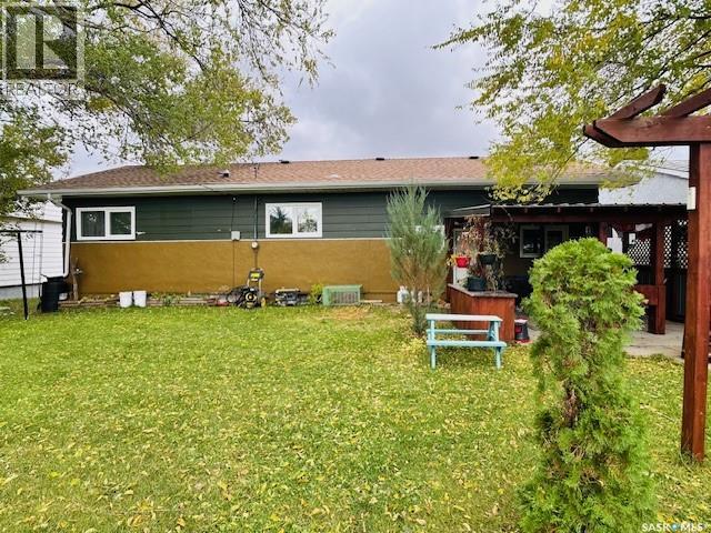 112 Fraser AVENUE — photo 31