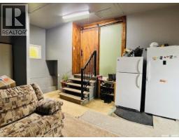 112 Fraser Avenue, Oxbow, SK S0C2B0 Photo 23