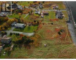 69 Flats Road thumbnail 4