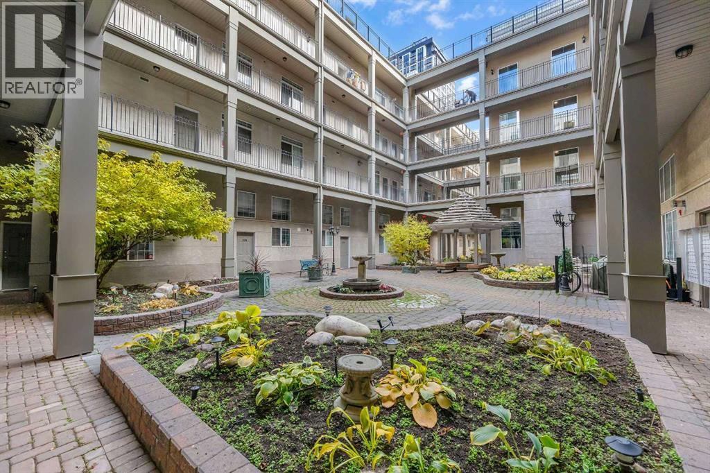 Single Family House Multi-level for Sale in    Avenue SW Beltline Calgary 