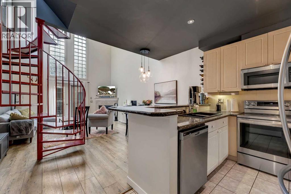 Single Family House Multi-level for Sale in    Avenue SW Beltline Calgary 