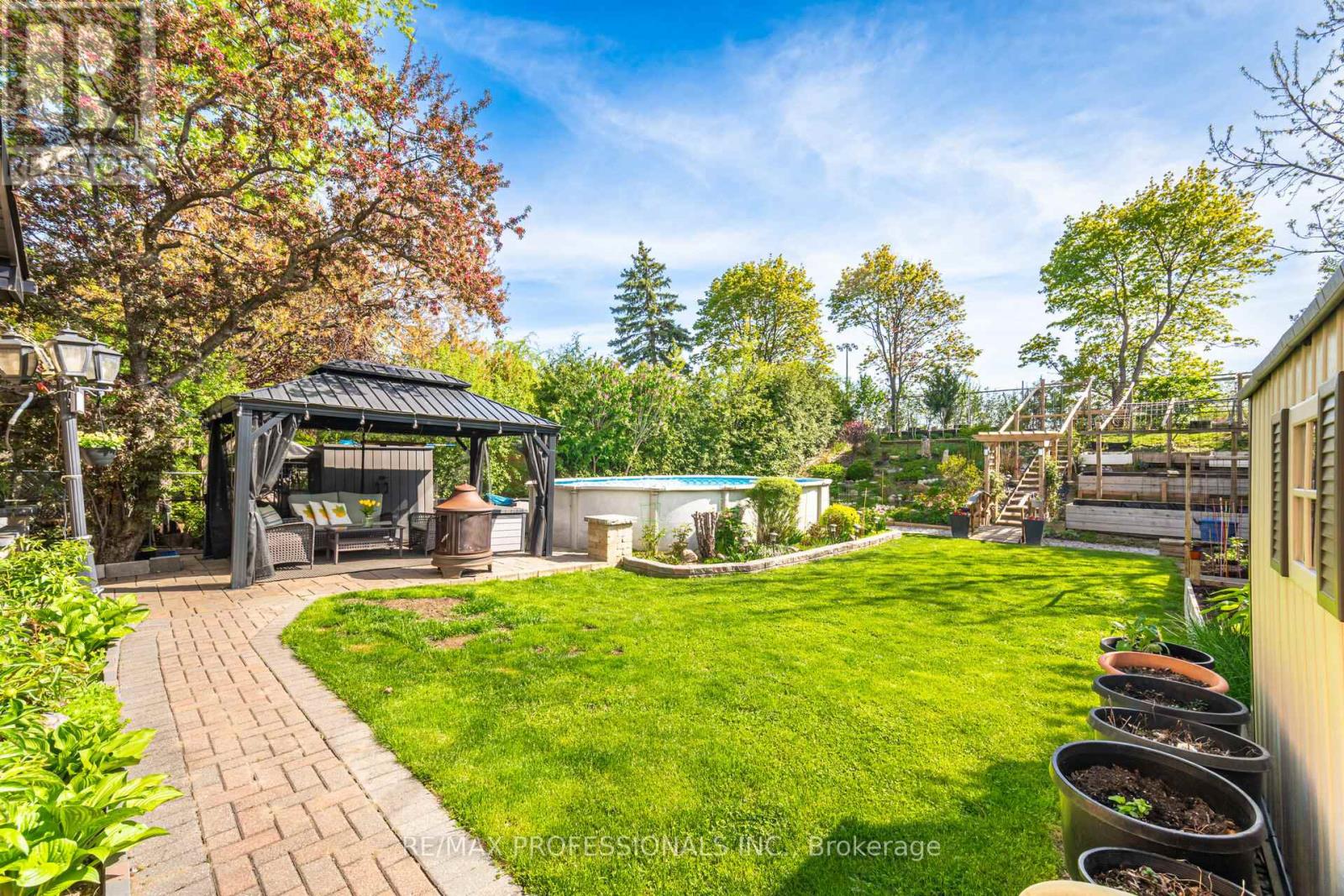 Single Family House Bungalow for Sale in  LORRAINE CRESCENT Brampton (Westgate) 