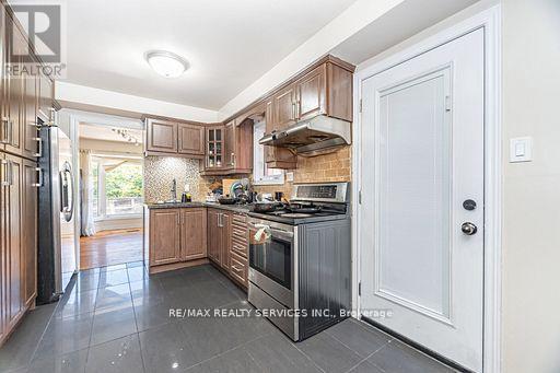 Single Family House for Sale in  LEEWARD DRIVE Brampton (Westgate) 