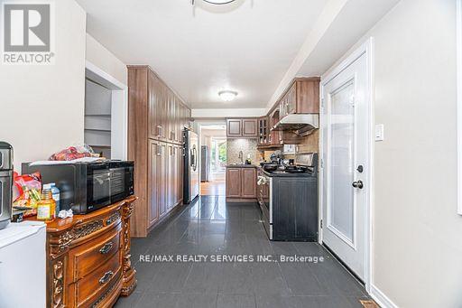 Single Family House for Sale in  LEEWARD DRIVE Brampton (Westgate) 