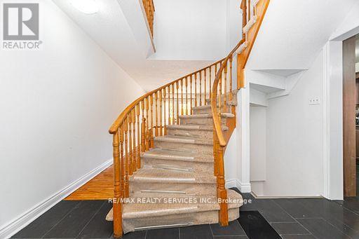 Single Family House for Sale in  LEEWARD DRIVE Brampton (Westgate) 