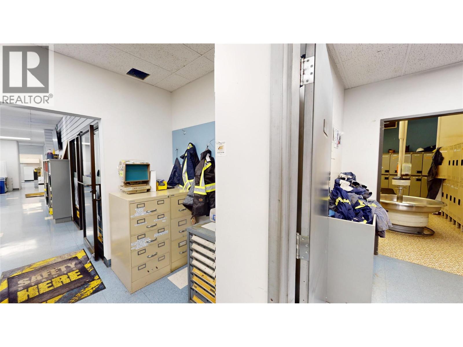  815 Cranbrook Street North, Cranbrook