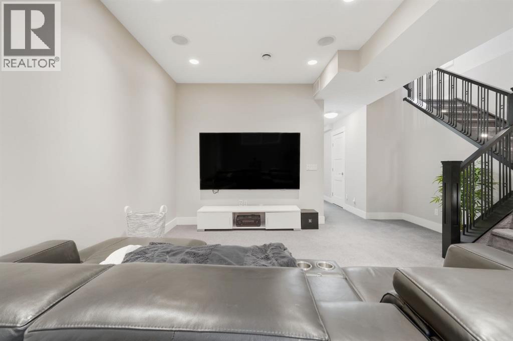 Single Family House for Sale in   Avenue SW South Calgary Calgary 