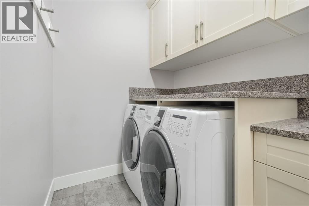 Single Family House for Sale in   Avenue SW South Calgary Calgary 