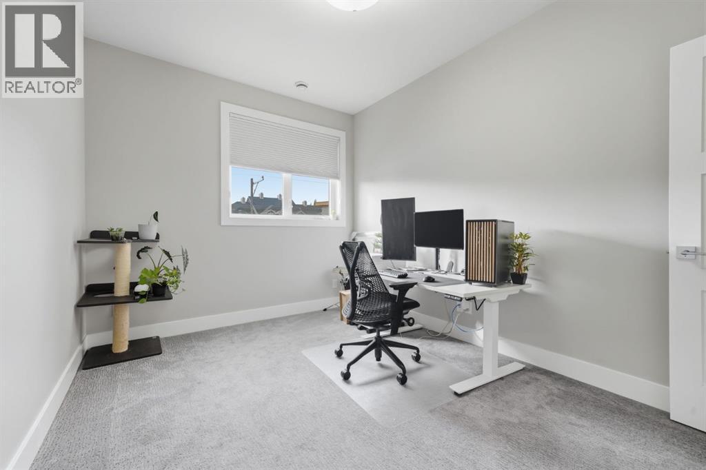 Single Family House for Sale in   Avenue SW South Calgary Calgary 