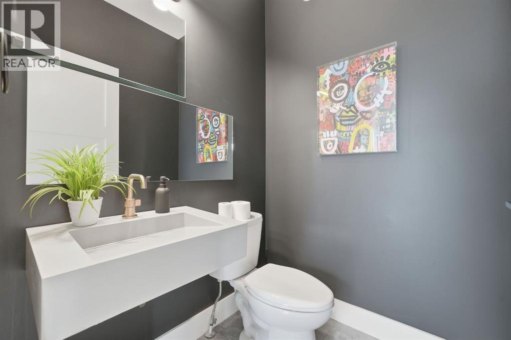 Single Family House for Sale in   Avenue SW South Calgary Calgary 