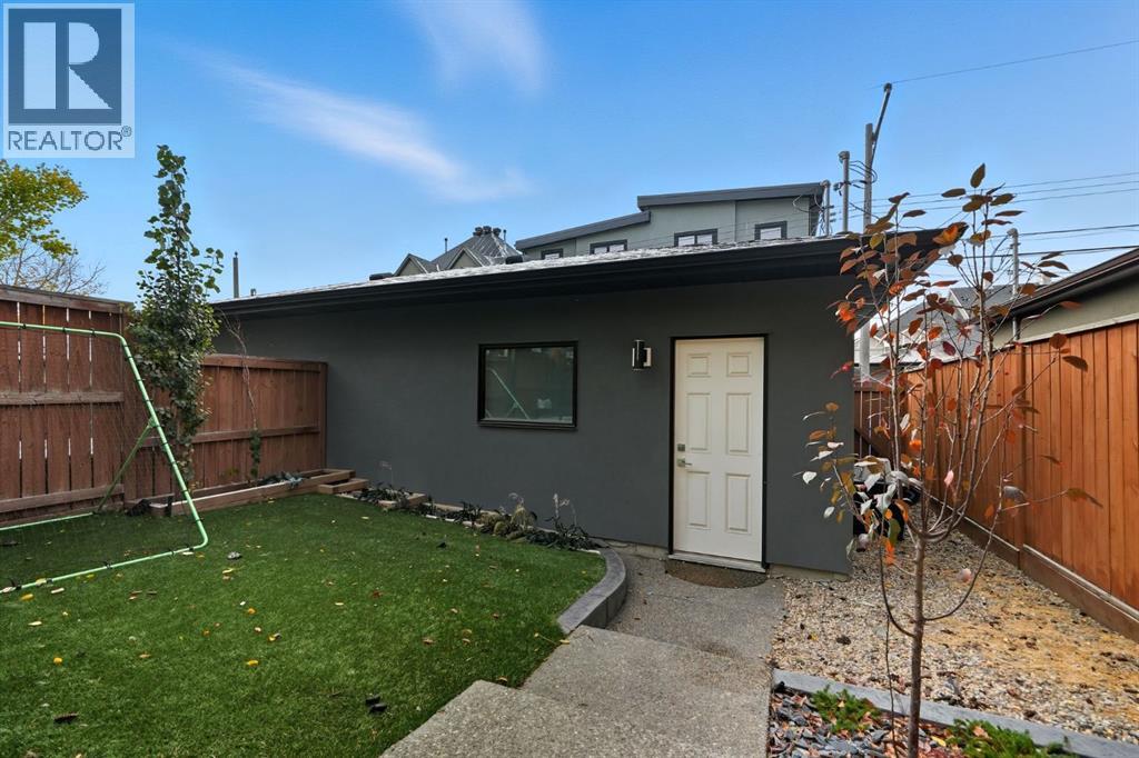 Single Family House for Sale in   Avenue SW South Calgary Calgary 