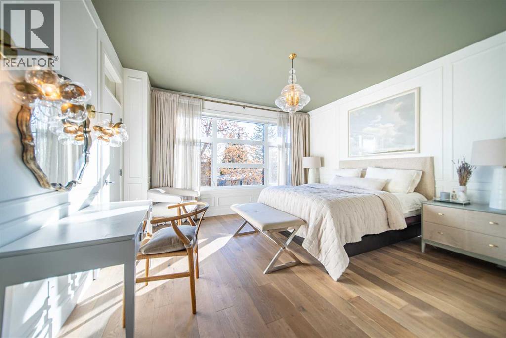 Single Family House for Sale in   Street SW Glenbrook Calgary 