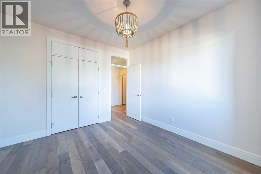 Single Family House for Sale in   Street SW Glenbrook Calgary 