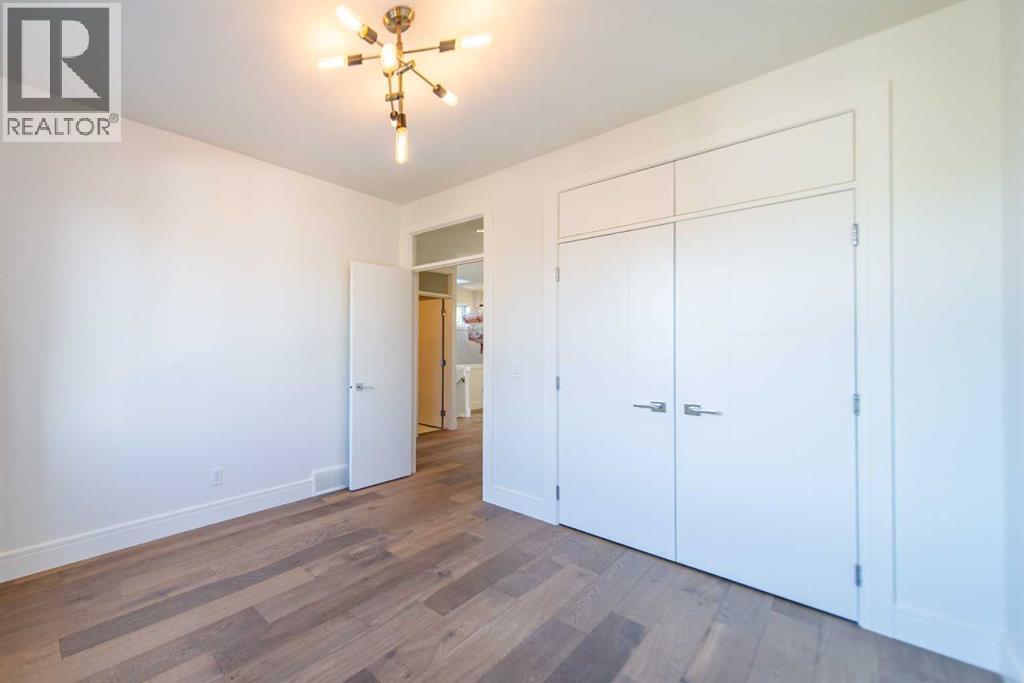 Single Family House for Sale in   Street SW Glenbrook Calgary 